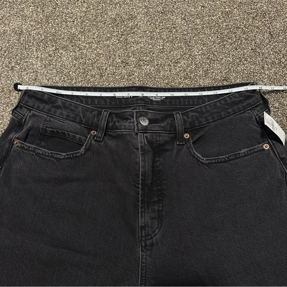 NWT- Old Navy Curvy Extra High-Waisted Wide-Leg Jeans Black Wash Size 12 Tall - Picture 6 of 9